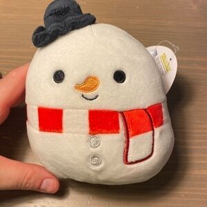 Squishmallow Manny the Snowman